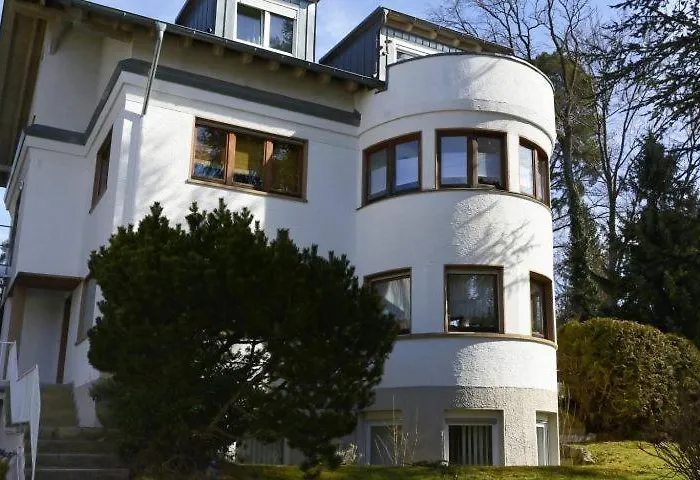 Schoenes Mit Garten In Am Bodensee